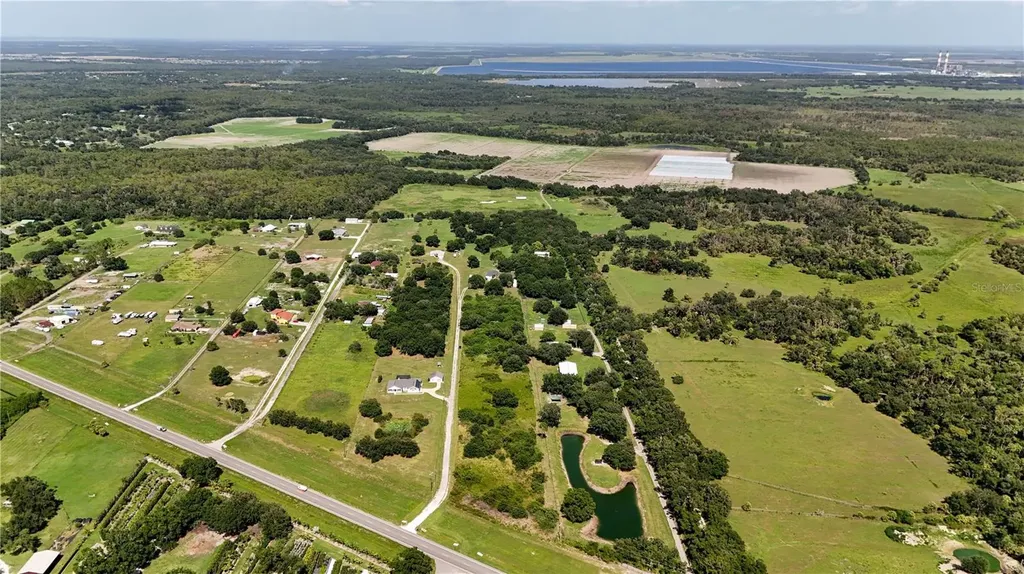 14775 Us Highway 301 N Parrish FL 34219