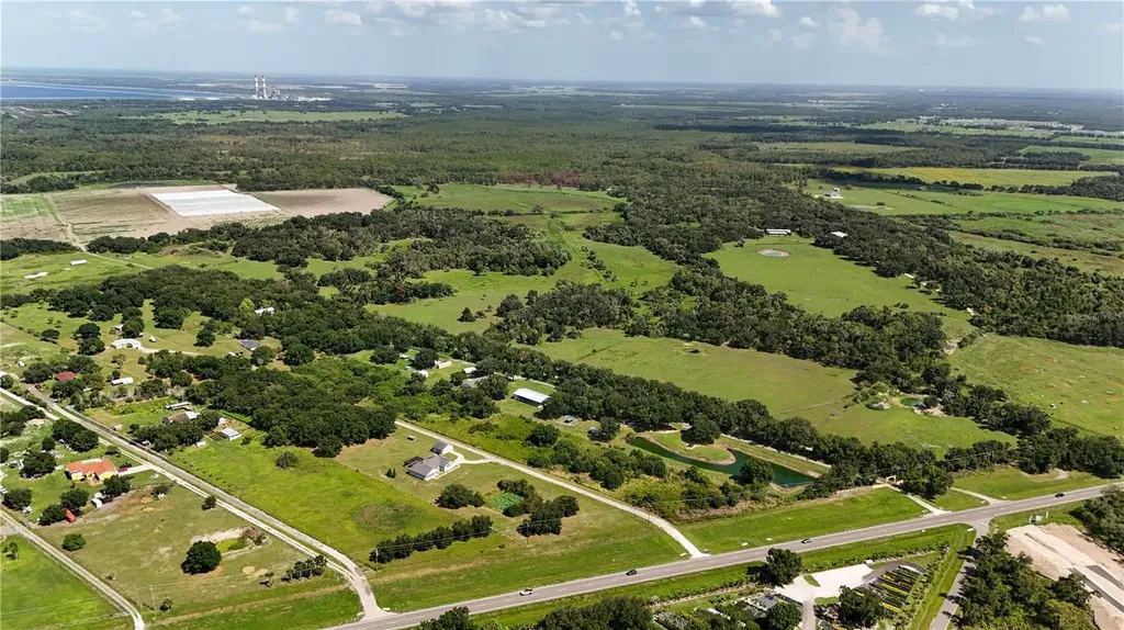 14775 Us Highway 301 N Parrish FL 34219