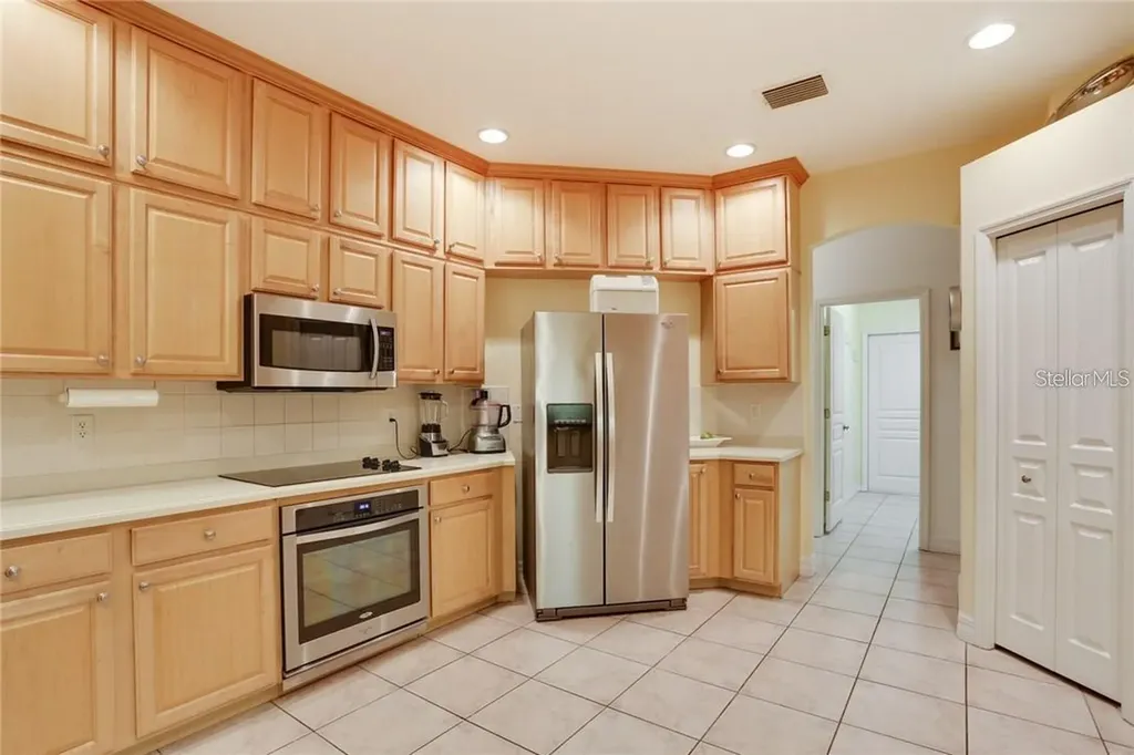 6020 Catlin Drive Tampa FL 33647