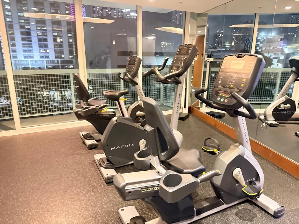 31 SE 5th Street Miami FL 33131