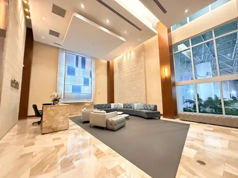 31 SE 5th Street Miami FL 33131