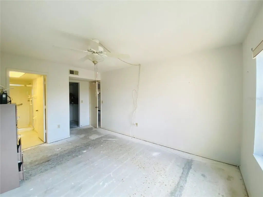 635 30th Avenue W Bradenton FL 34205
