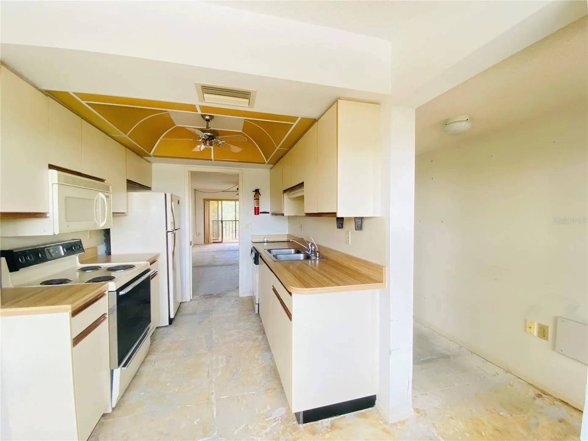 635 30th Avenue W Bradenton FL 34205