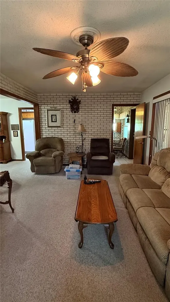 4415 W Paul Avenue Tampa FL 33611