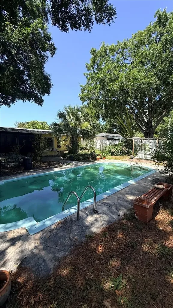 4415 W Paul Avenue Tampa FL 33611
