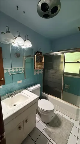 4415 W Paul Avenue Tampa FL 33611