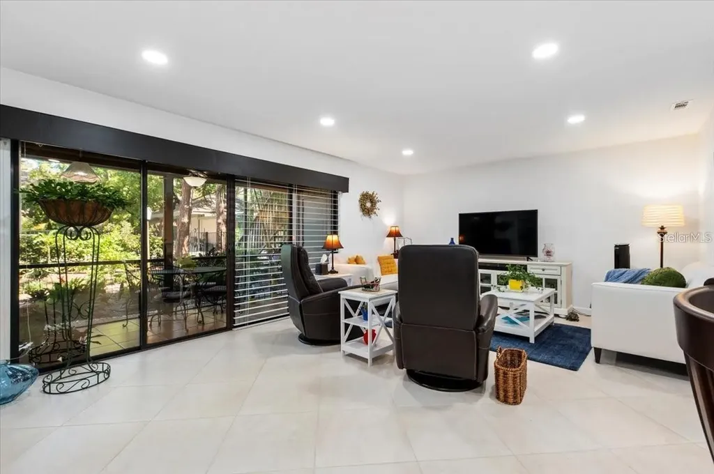 1708 Glenhouse Drive Sarasota FL 34231