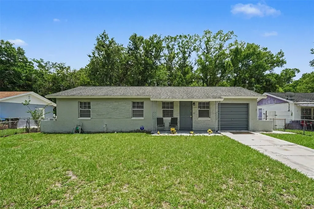 4419 Dolphin Drive Tampa FL 33617