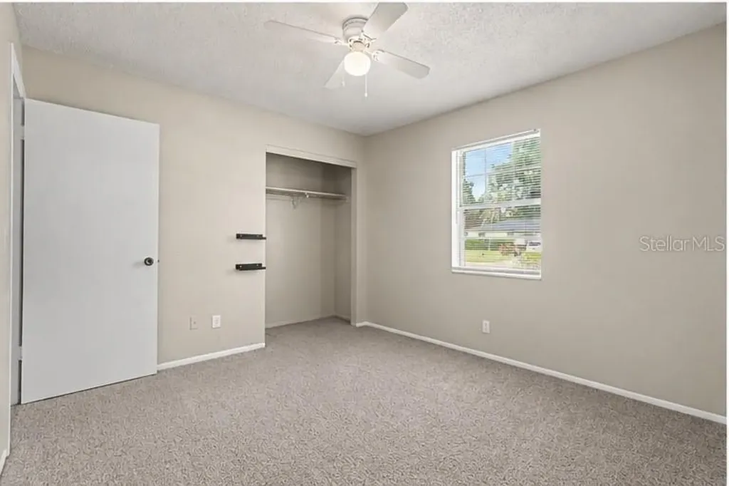4419 Dolphin Drive Tampa FL 33617