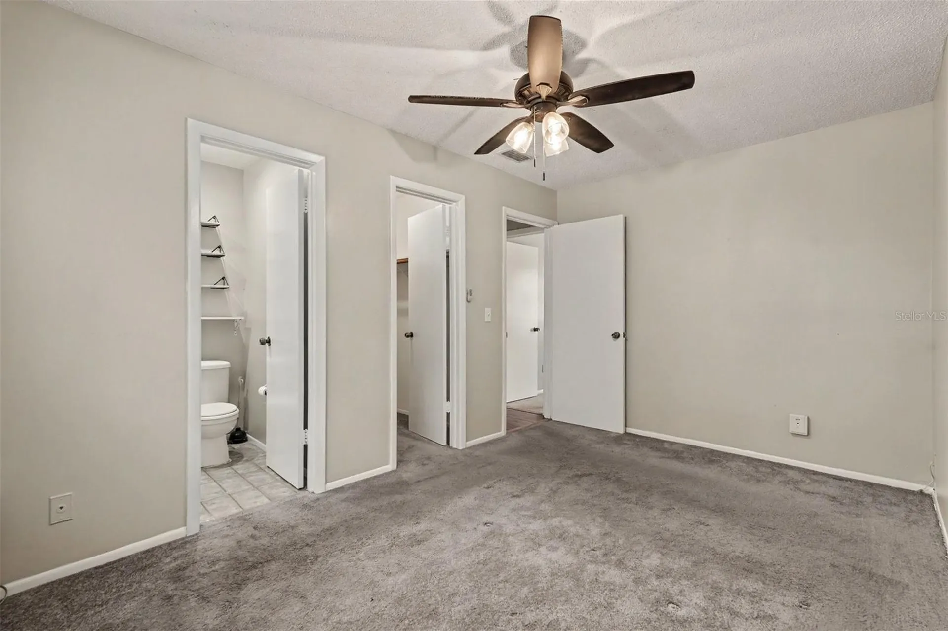4419 Dolphin Drive Tampa FL 33617