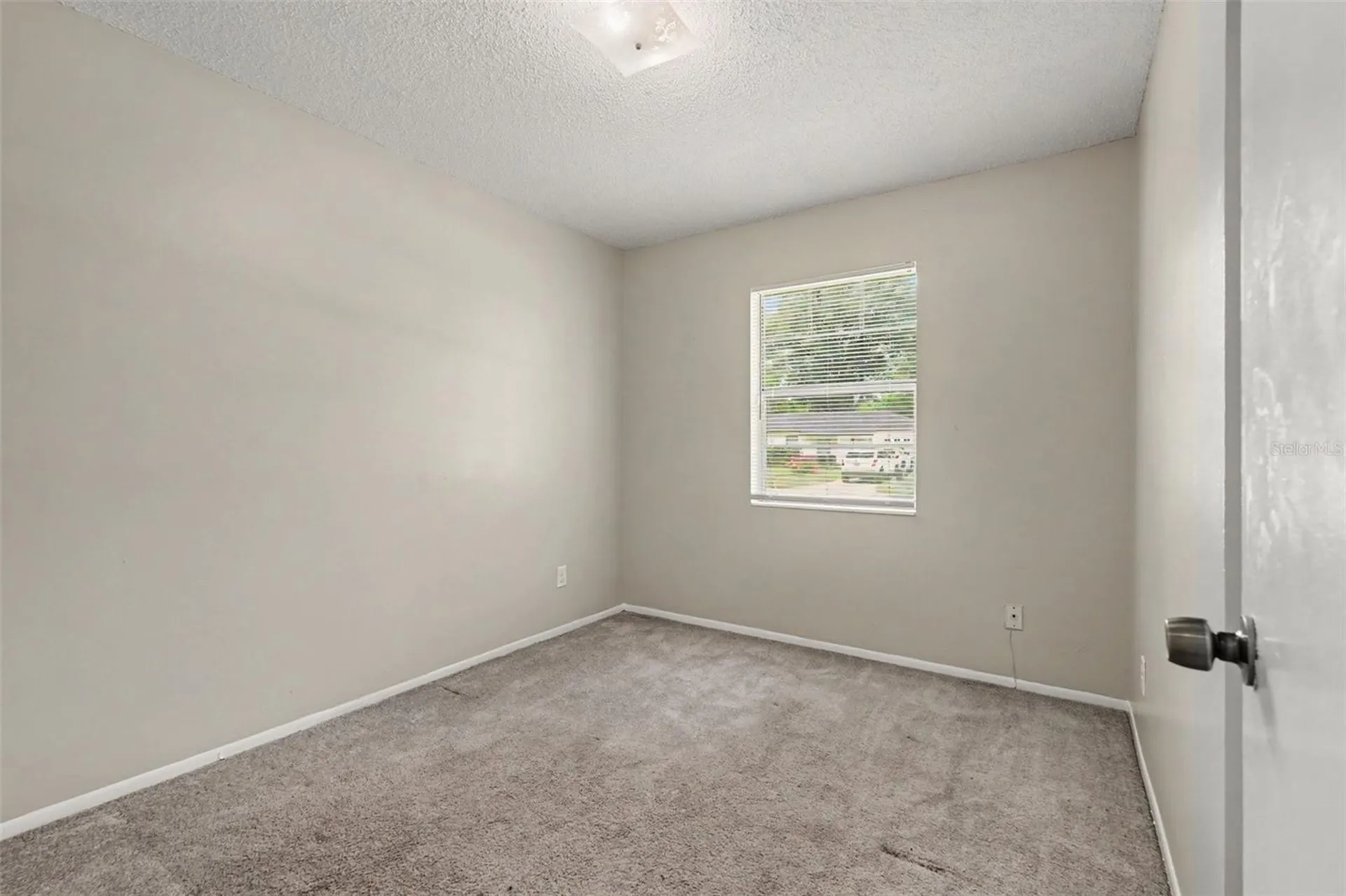 4419 Dolphin Drive Tampa FL 33617