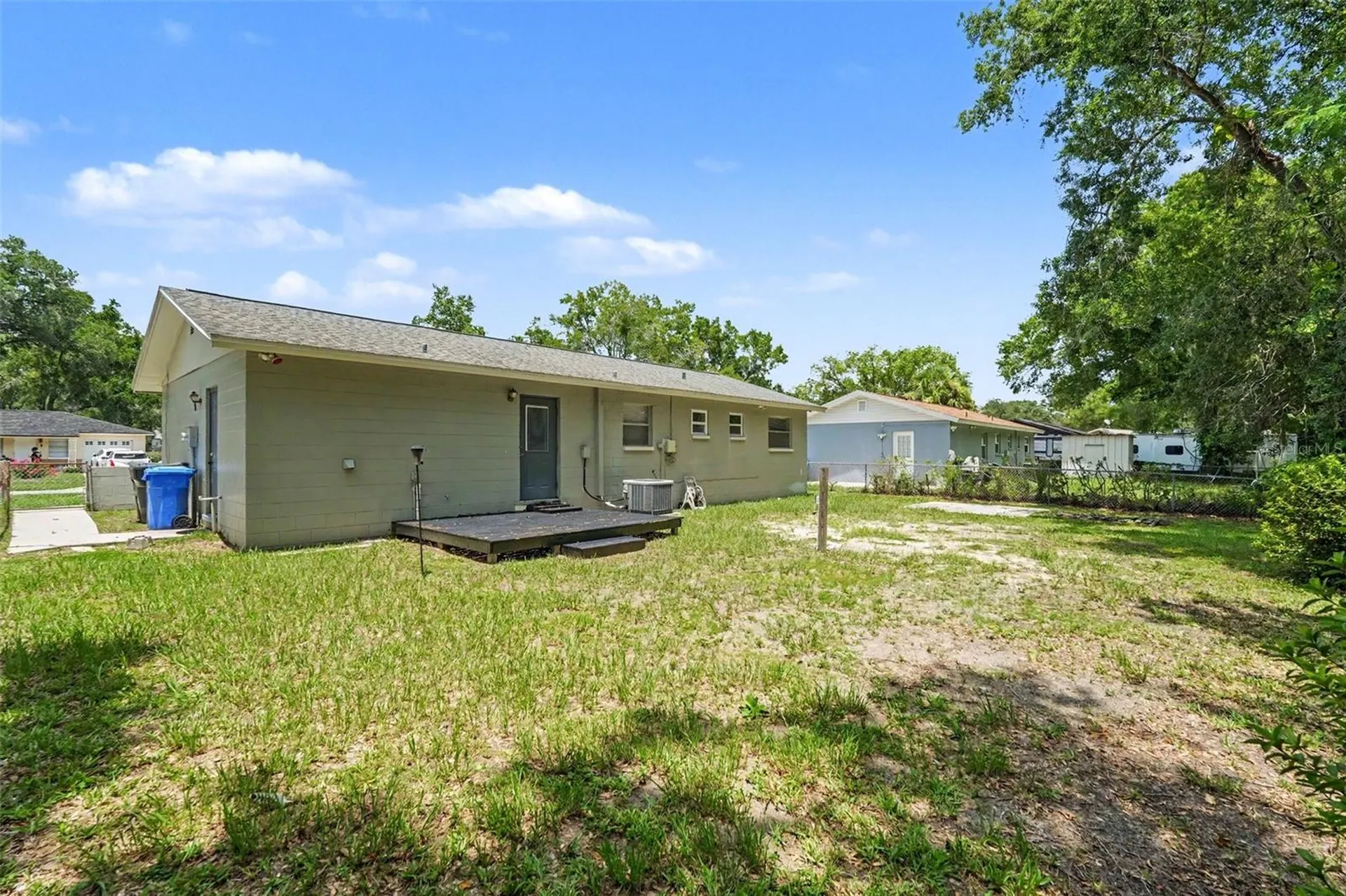 4419 Dolphin Drive Tampa FL 33617