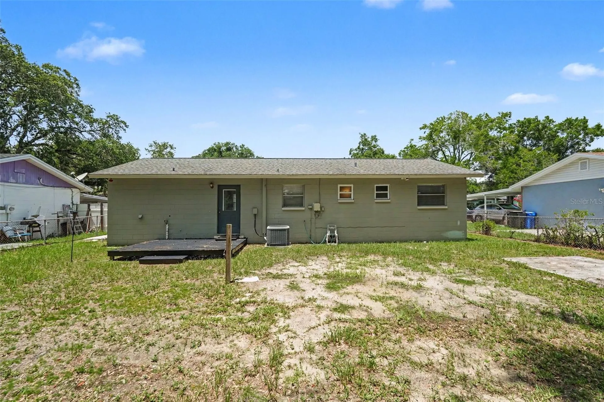 4419 Dolphin Drive Tampa FL 33617