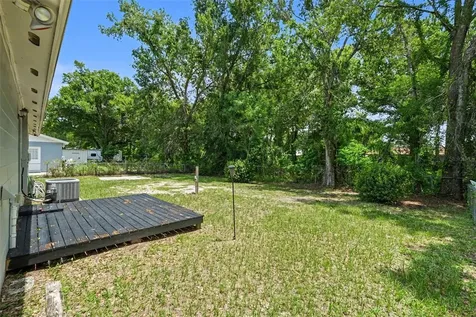 4419 Dolphin Drive Tampa FL 33617
