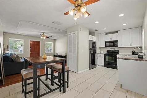 4419 Dolphin Drive Tampa FL 33617
