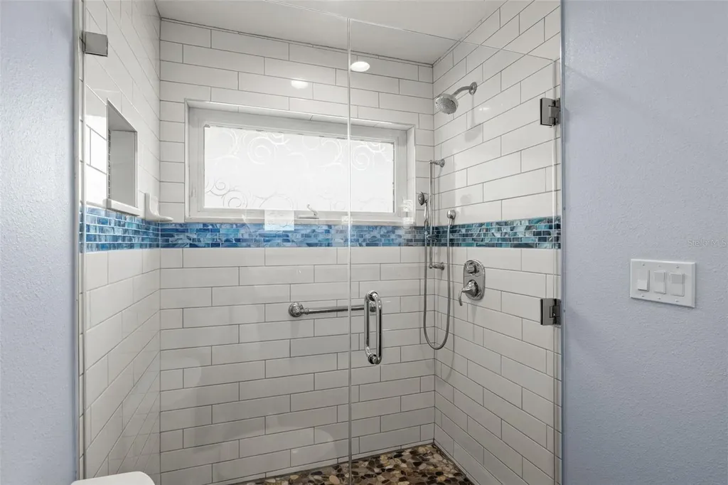 2942 Clubhouse Drive W Clearwater FL 33761