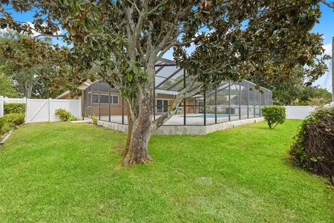 2942 Clubhouse Drive W Clearwater FL 33761