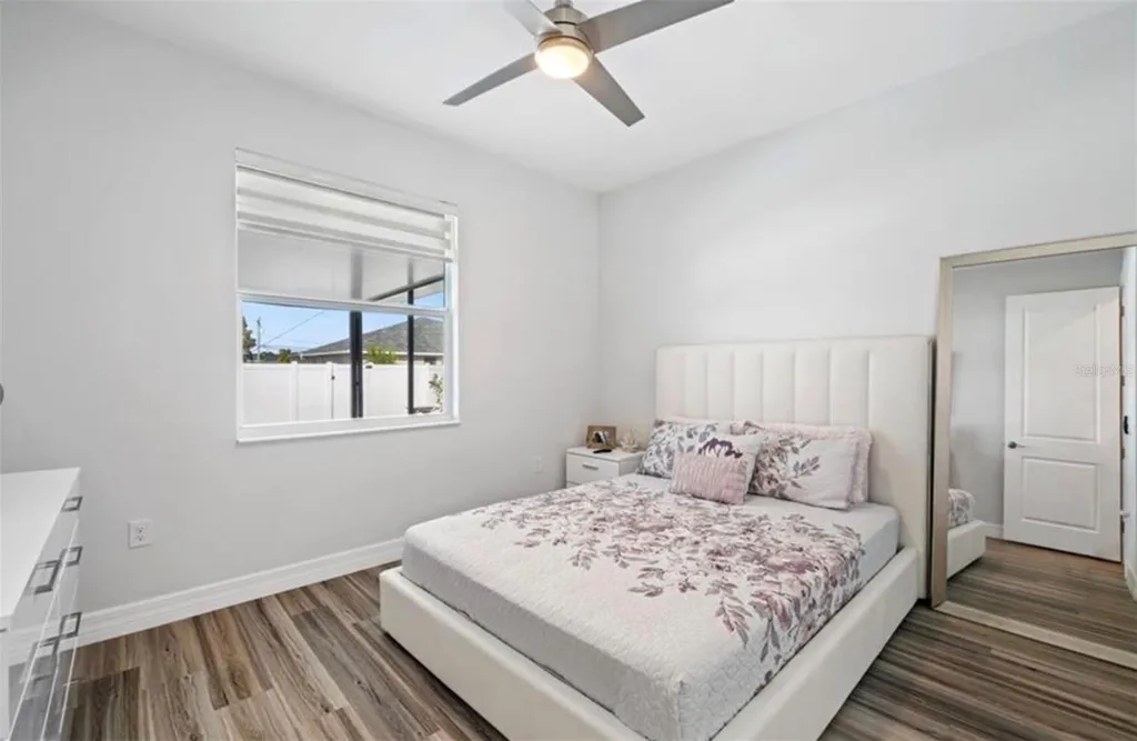 1017 NW 15th Terrace Cape Coral FL 33993