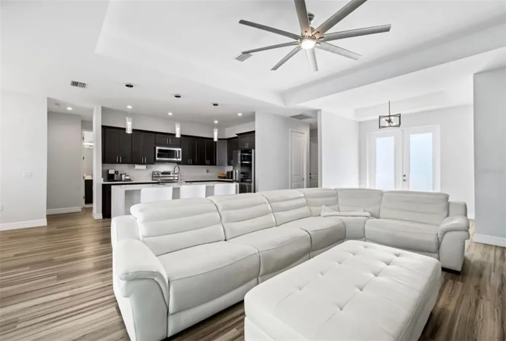 1017 NW 15th Terrace Cape Coral FL 33993