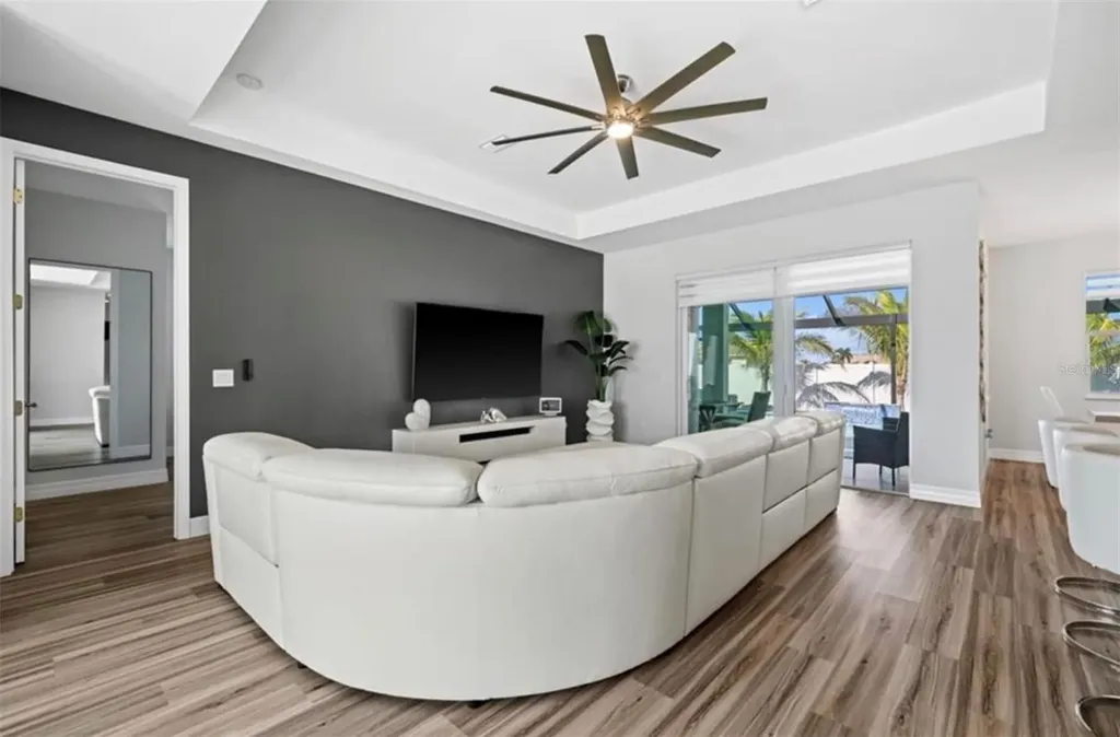 1017 NW 15th Terrace Cape Coral FL 33993