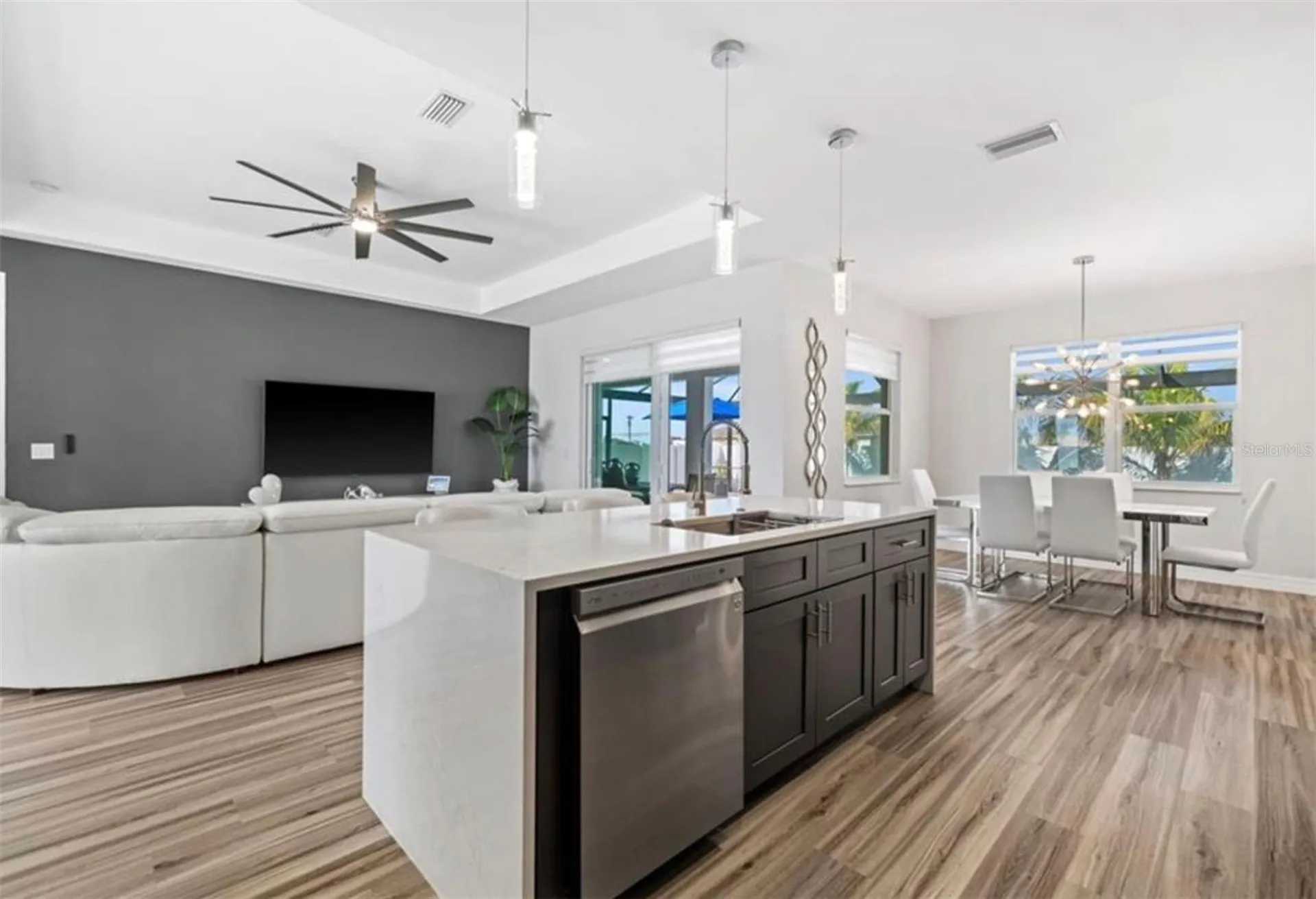 1017 NW 15th Terrace Cape Coral FL 33993