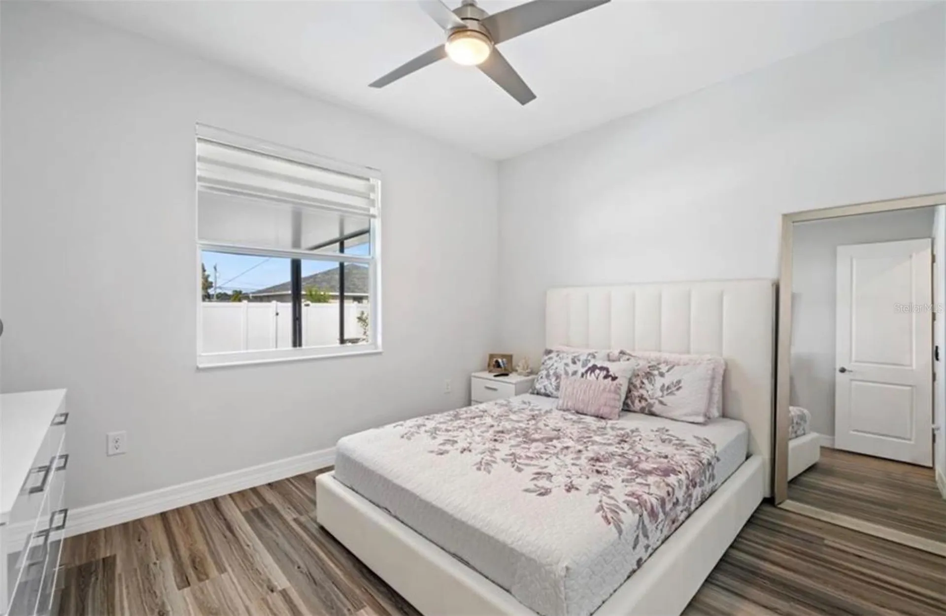 1017 NW 15th Terrace Cape Coral FL 33993