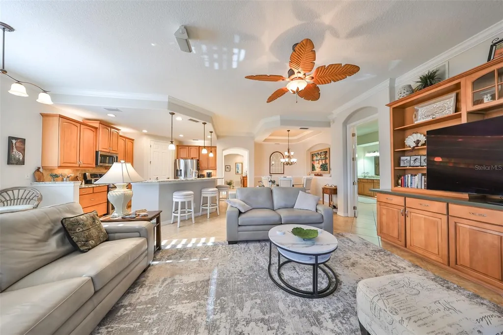 1348 Emerald Dunes Drive Sun City Center FL 33573