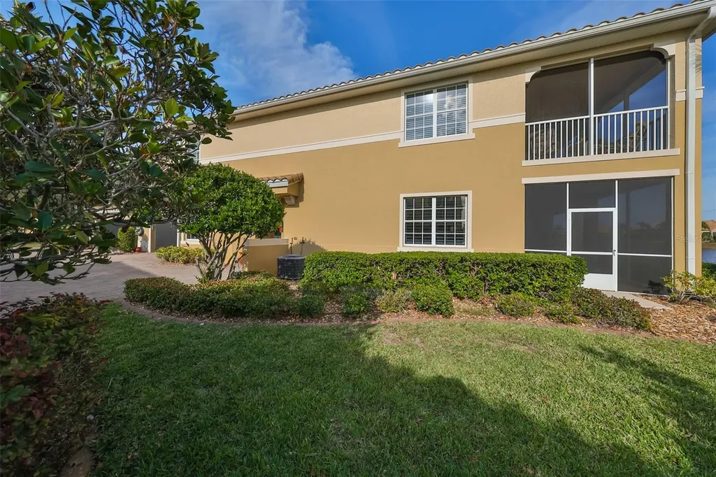 1348 Emerald Dunes Drive Sun City Center FL 33573