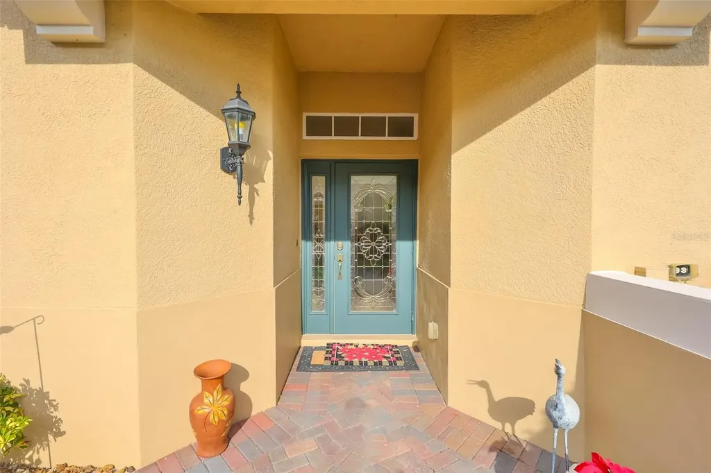 1348 Emerald Dunes Drive Sun City Center FL 33573