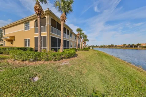 1348 Emerald Dunes Drive Sun City Center FL 33573