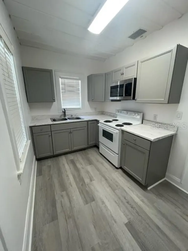 2118 5th Street Sarasota FL 34237
