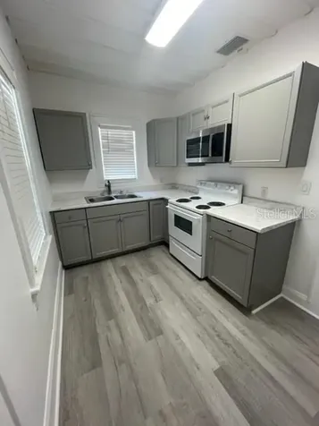 2118 5th Street Sarasota FL 34237