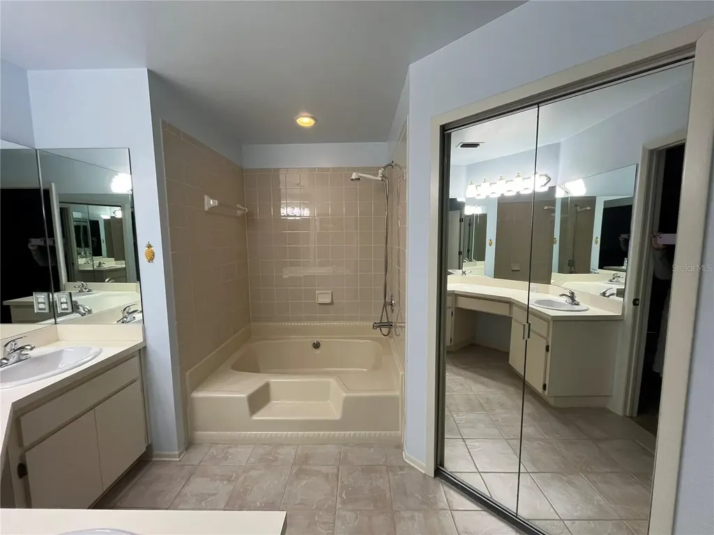 2387 Bentley Drive Palm Harbor FL 34684