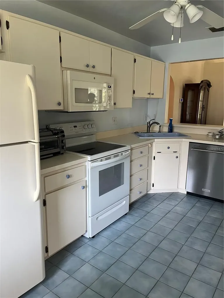 2387 Bentley Drive Palm Harbor FL 34684