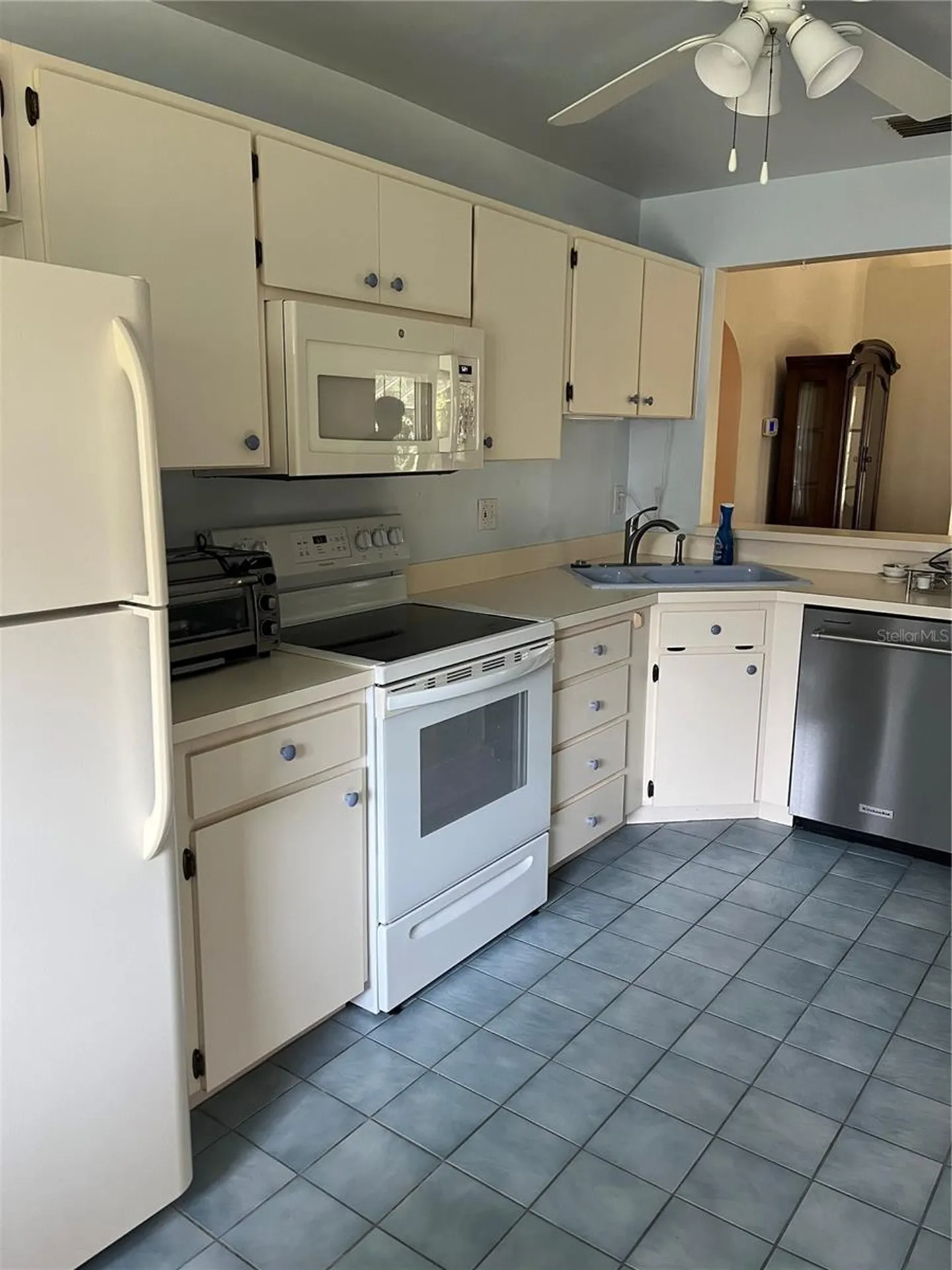 2387 Bentley Drive Palm Harbor FL 34684