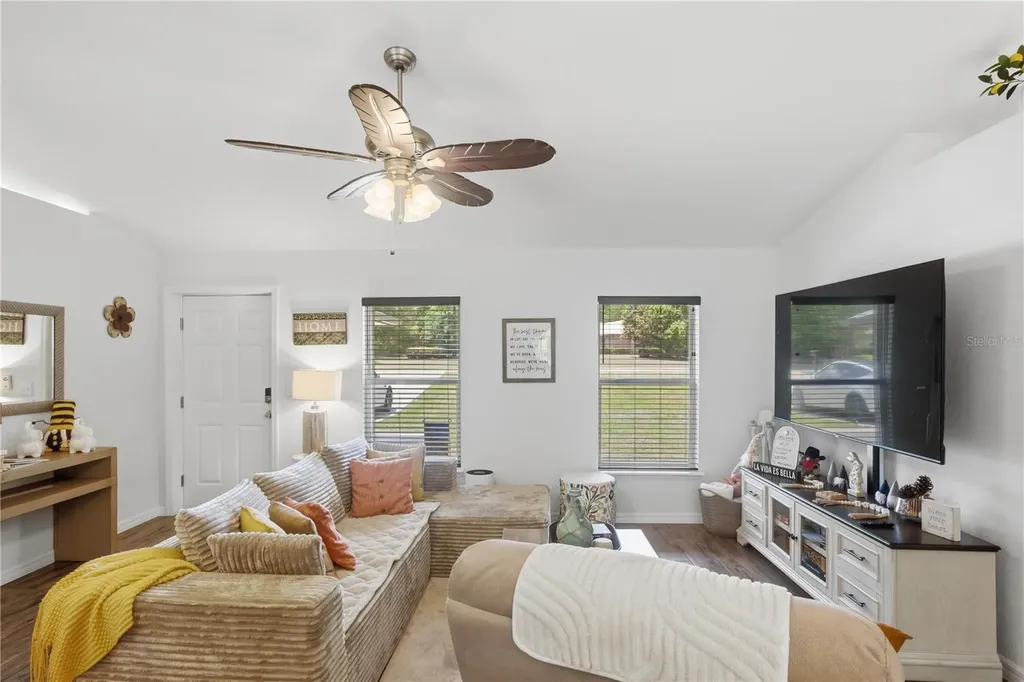 21635 SW 82nd Loop Dunnellon FL 34431