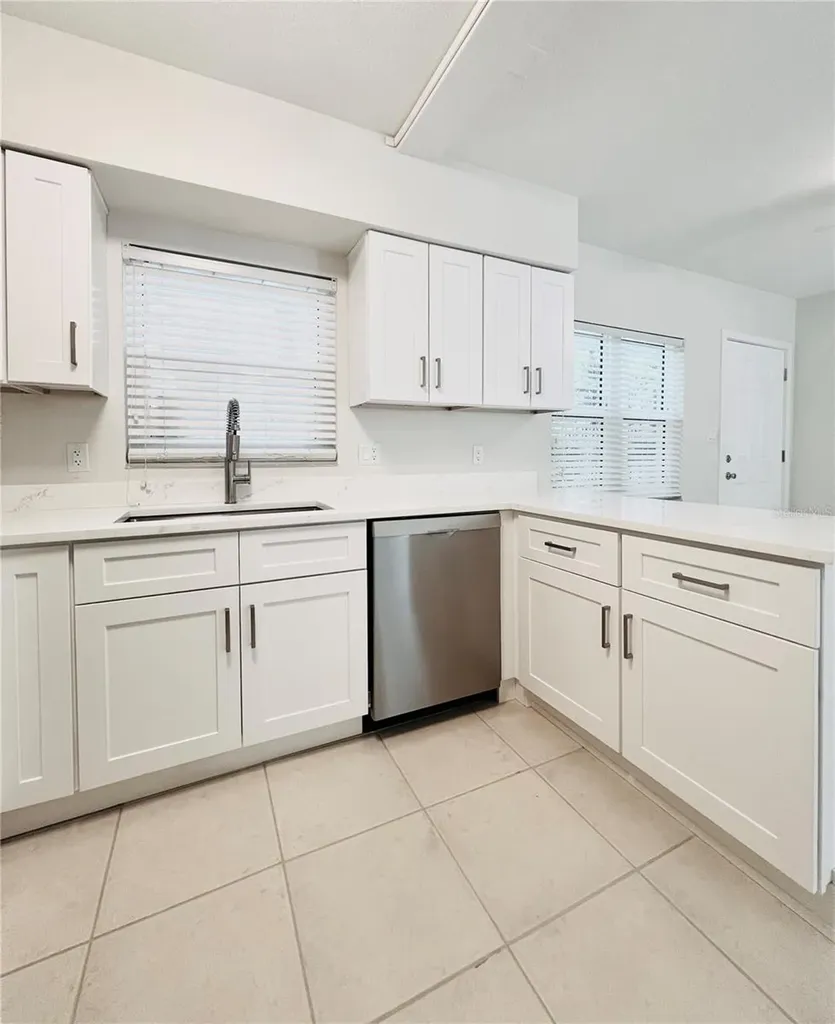 300 Venetian Drive Clearwater FL 33755