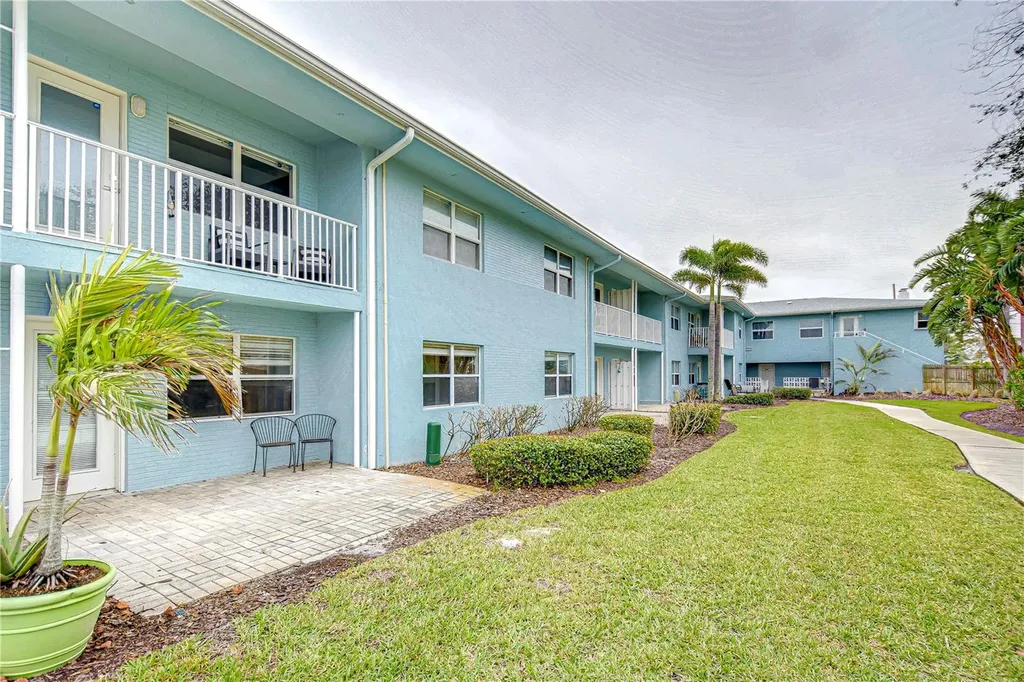 300 Venetian Drive Clearwater FL 33755
