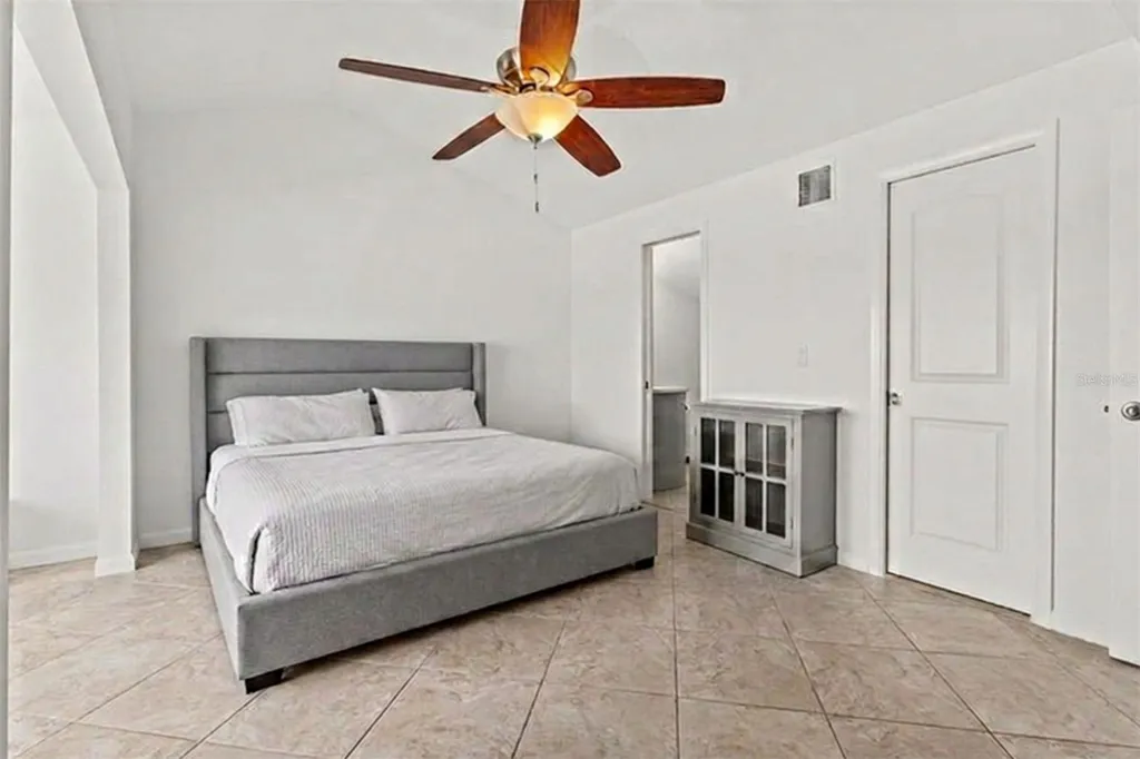 9604 Cortez Road W Bradenton FL 34210