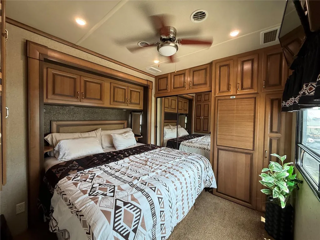 2856 NE 104th Avenue Silver Springs FL 34488