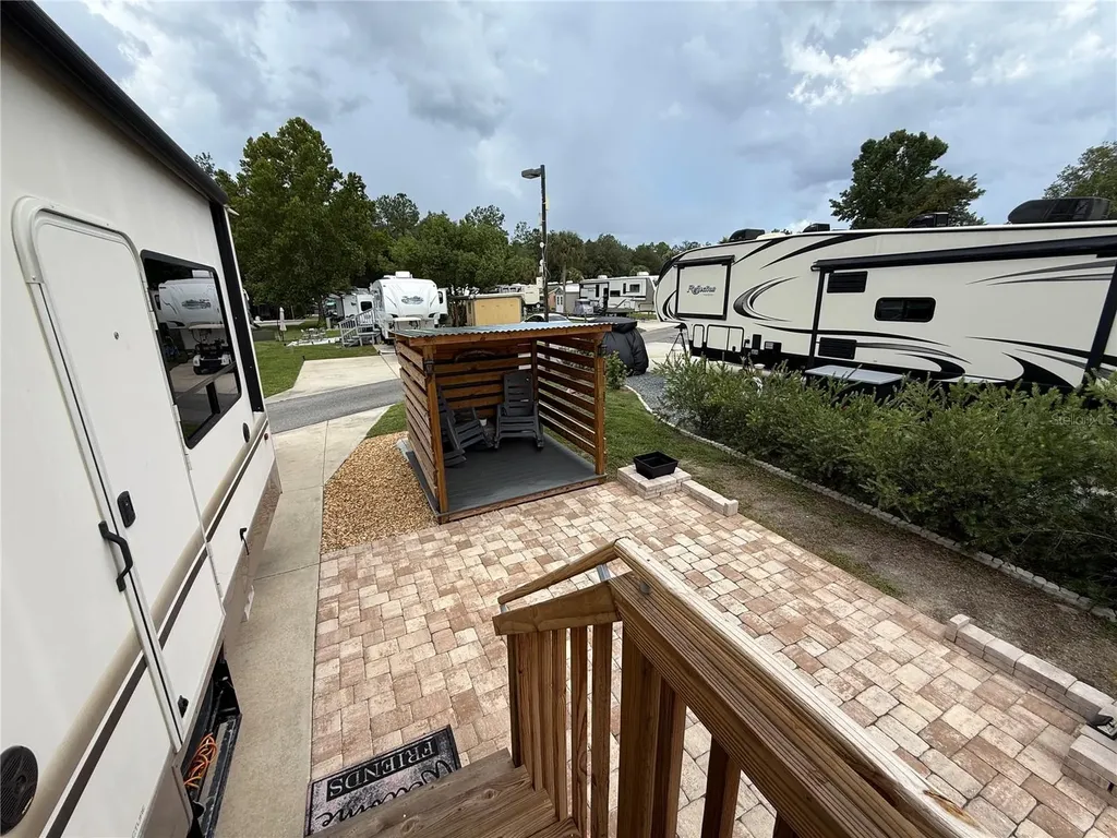 2856 NE 104th Avenue Silver Springs FL 34488