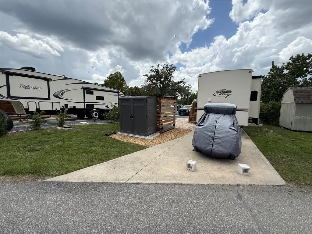 2856 NE 104th Avenue Silver Springs FL 34488