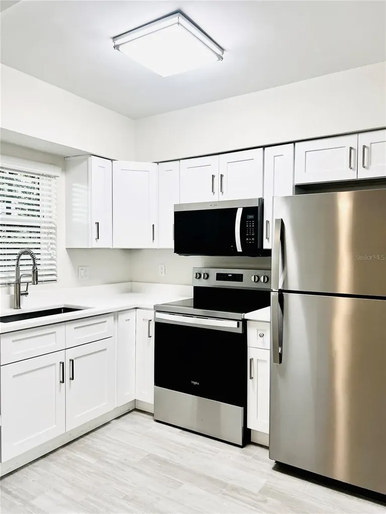 300 Venetian Drive Clearwater FL 33755