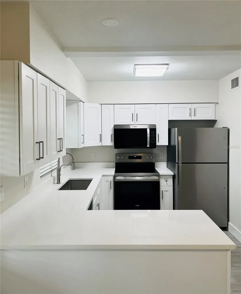 300 Venetian Drive Clearwater FL 33755