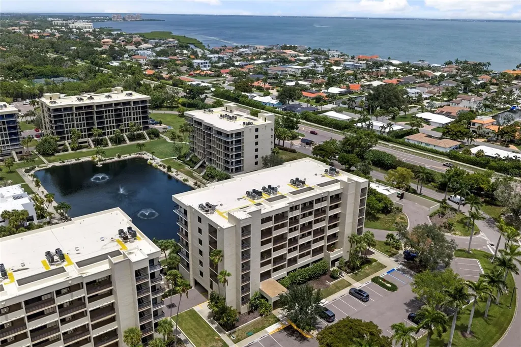 1095 Gulf Of Mexico Drive Longboat Key FL 34228