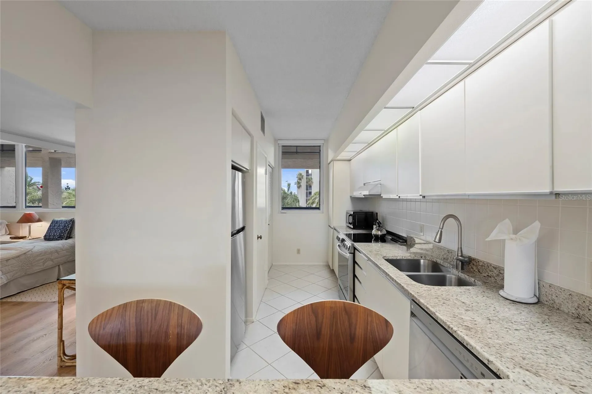 1095 Gulf Of Mexico Drive Longboat Key FL 34228