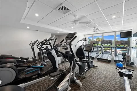 1095 Gulf Of Mexico Drive Longboat Key FL 34228