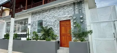 119 Santa Cecilia Santurce PR 00911