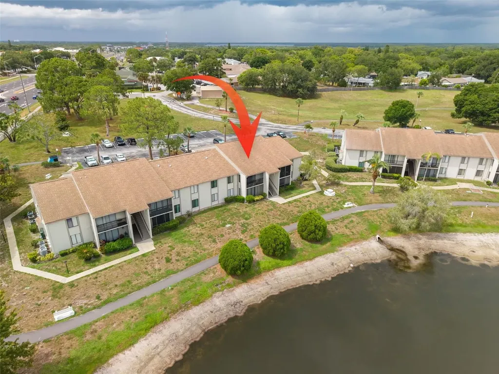 1882 Pine Ridge Way W Palm Harbor FL 34684