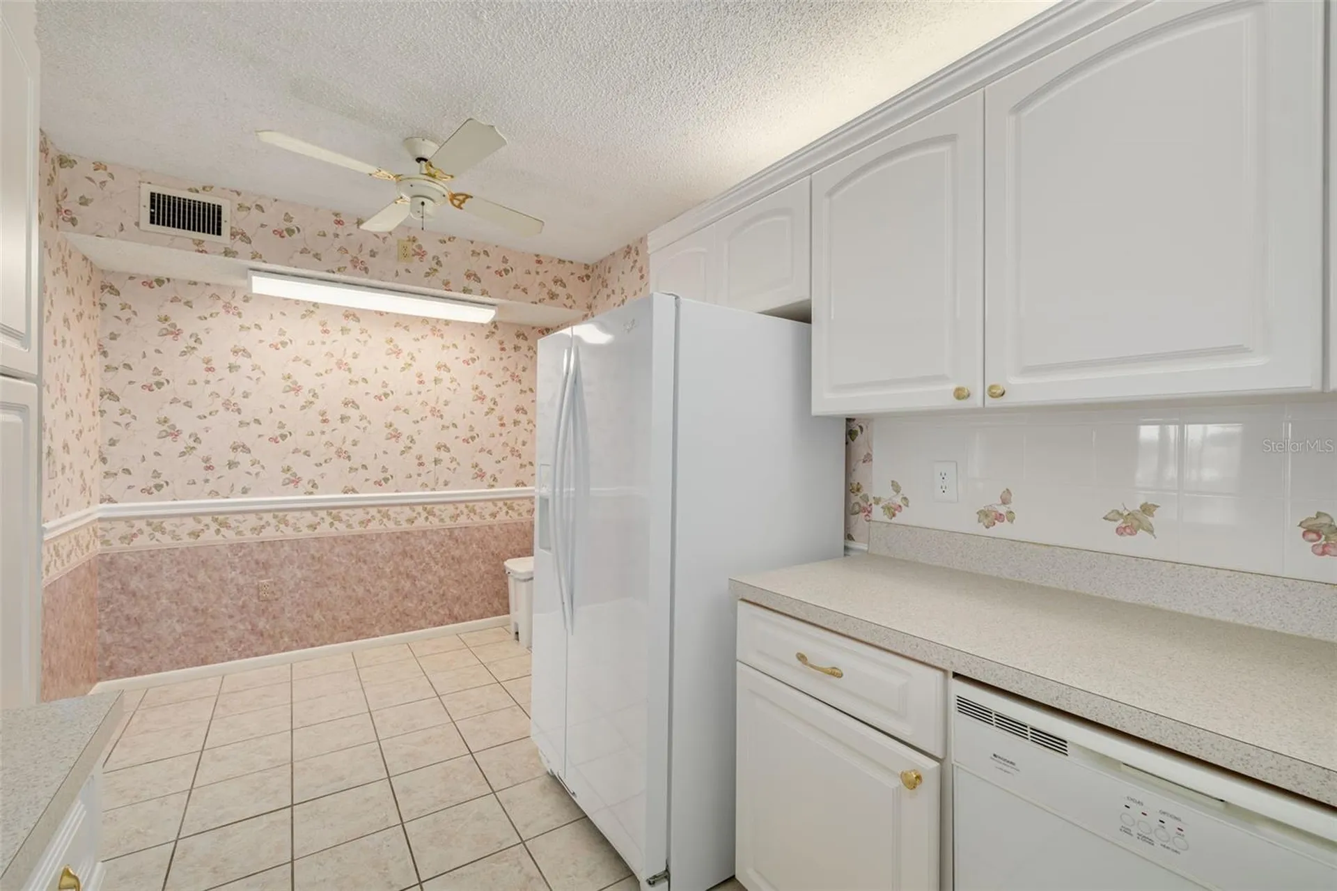 1882 Pine Ridge Way W Palm Harbor FL 34684